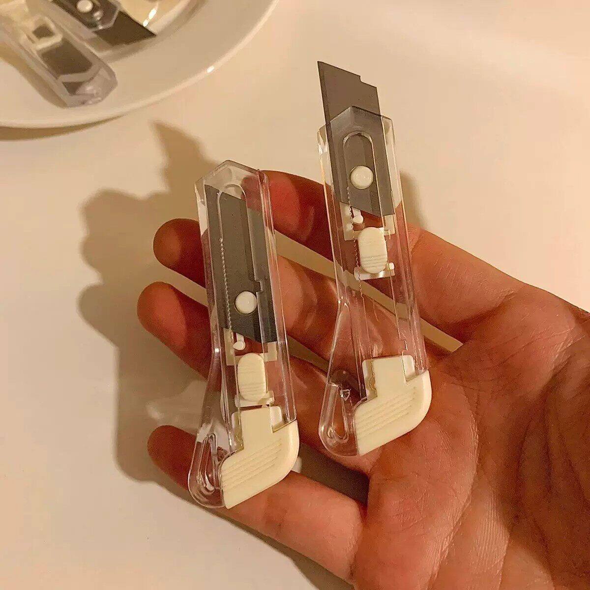 拆快递小刀迷你透明美工刀小号便携学生快递开箱快递小刀ins风