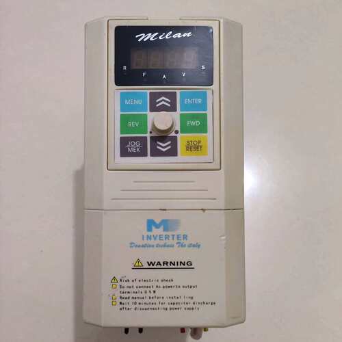 可维修M5000系列单相变频器1台议价