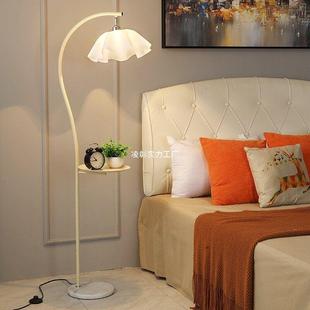 奶油风置物架落地灯vintage复古客厅卧室床头立式 台灯网红氛围灯