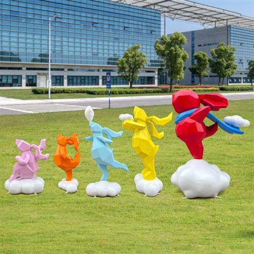 卡通几何兔子摆件园林装饰品户外大型创意景观玻璃钢落地组合雕塑