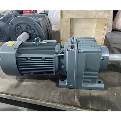 SA62-Y2.2KW-28.75L2-270 齿轮转向器 RT77-Y3KW-28.35摆线减速机
