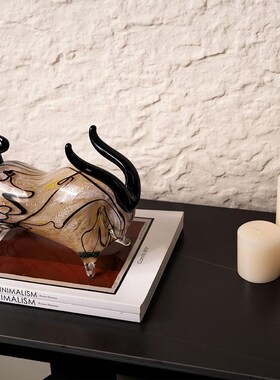 手工玻璃牛运亨通招财牛摆件桌面客厅装饰品样板间书房.办公室装