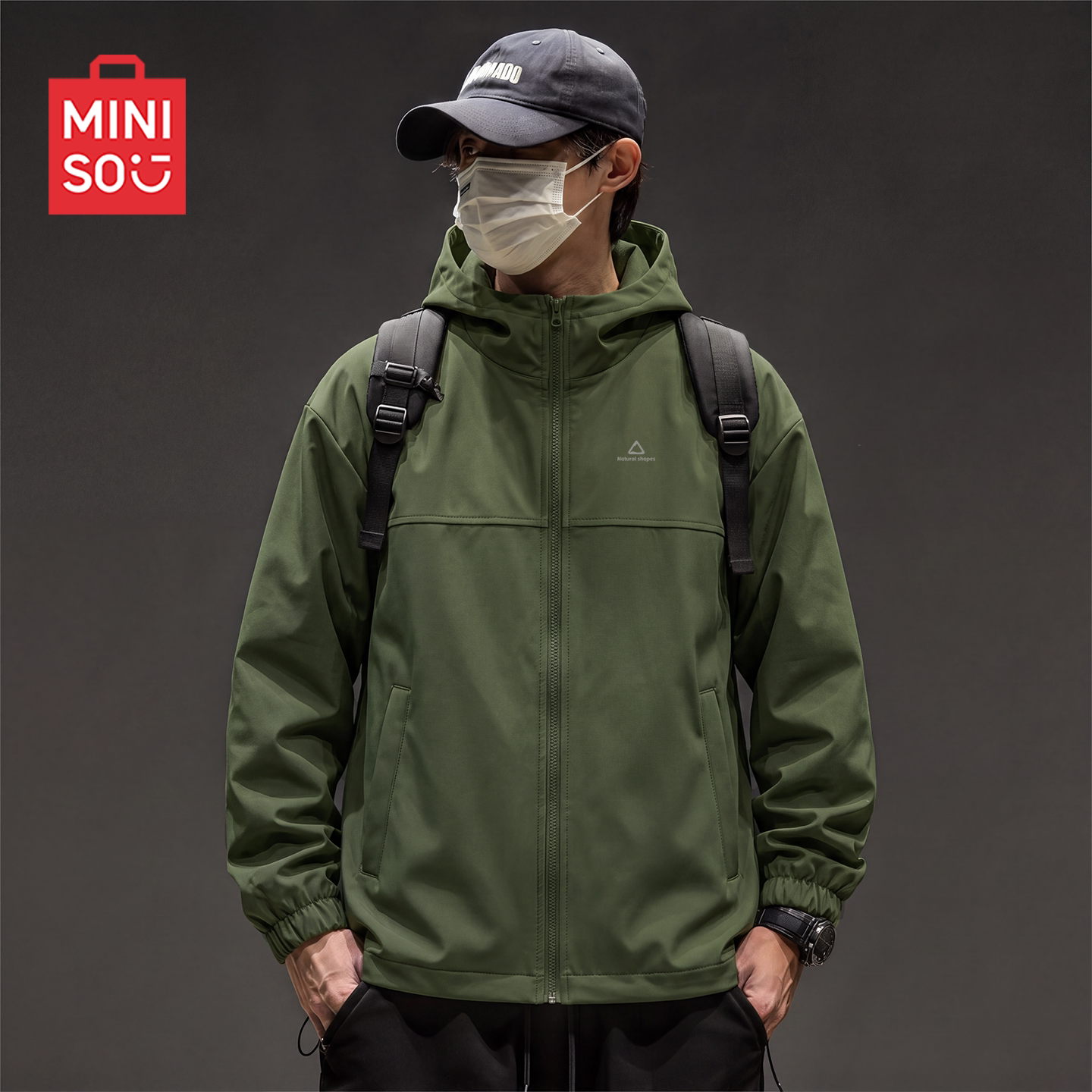 MINISO/名创优品户外运动外套男士秋季软壳机能防风休闲冲锋夹克Y
