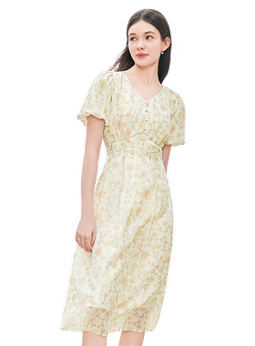 betu百图女装2026年夏季新款高腰印花连衣裙女V领碎花裙中长裙