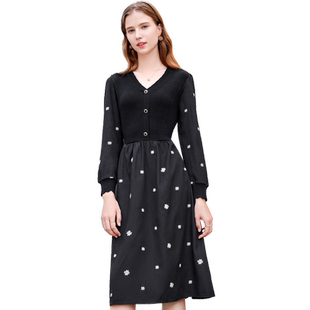 betu百图女2025年冬季新款高腰显瘦拼接毛衣针织绣花V领连衣裙