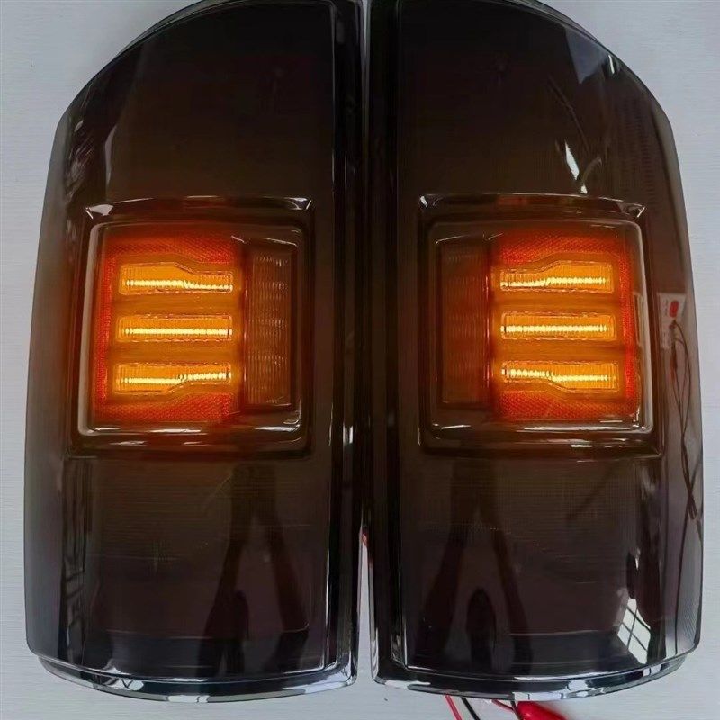 跨境尾灯适用于0g2-06RAM1500尾灯 03-06RAM2500 3500尾灯公羊尾