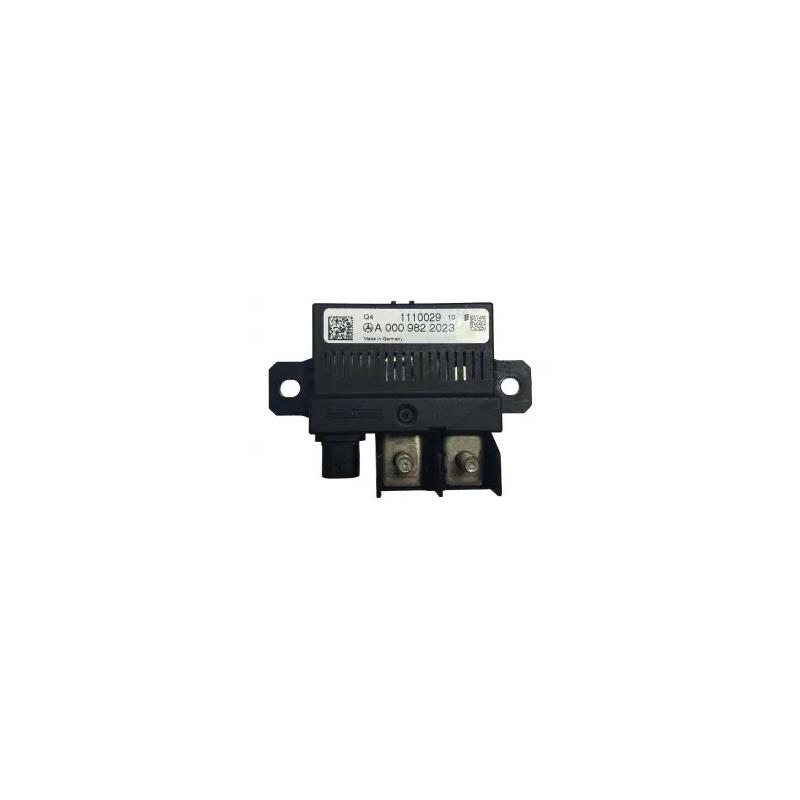 适用奔驰车威霆V260 W636W447W448 电池电瓶继电器单元断电保护器