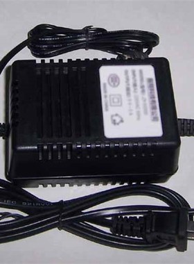 YUHAI YH-18A-u1000 通用电源适配器   三孔插头