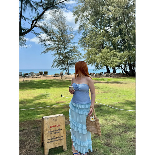 海岛度假辣妹风不规则蓝色半身裙
