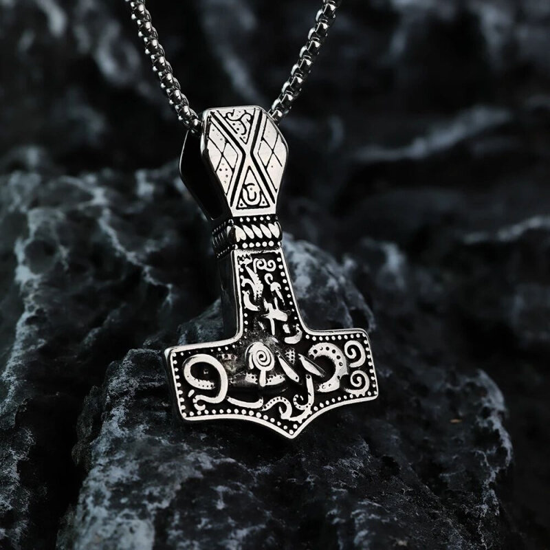 European and American Fashion Thor Hammer Titanium Steel Pen