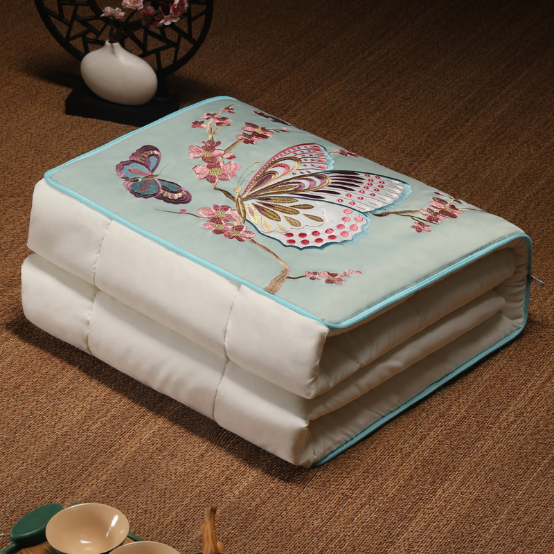 速发中式刺d绣抱枕被子两用二合一汽车抱枕毯子加厚办公室午睡枕