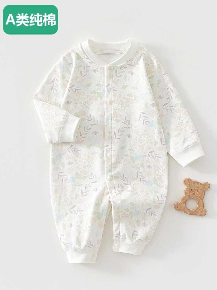 Yenidoğulmuş körpə üçün pambıq kombinezon və pijama