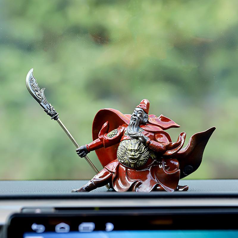 客厅陶瓷关公家居汽车关二爷摆件车载办公摆件二爷车载武茶宠陶瓷