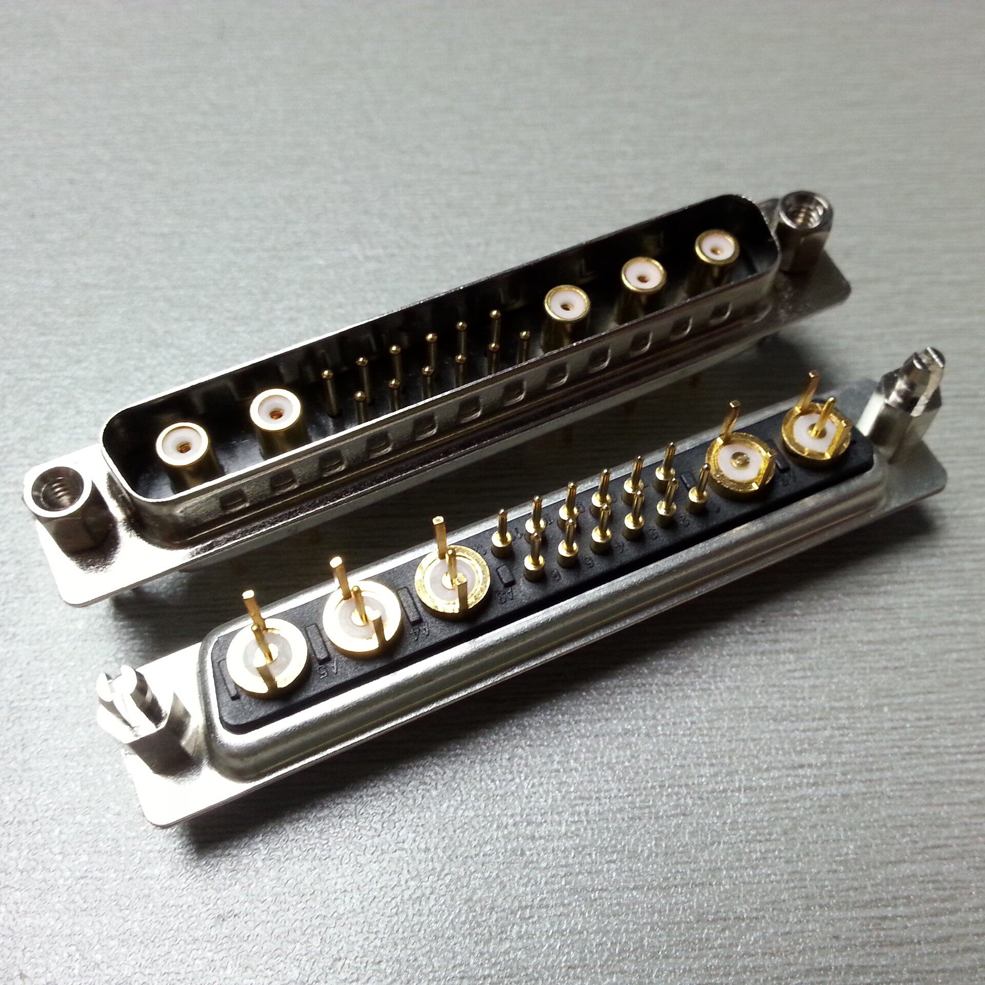 D-SUB电源17W5射频直插公头射频同轴17W5公座连接器实心级插头