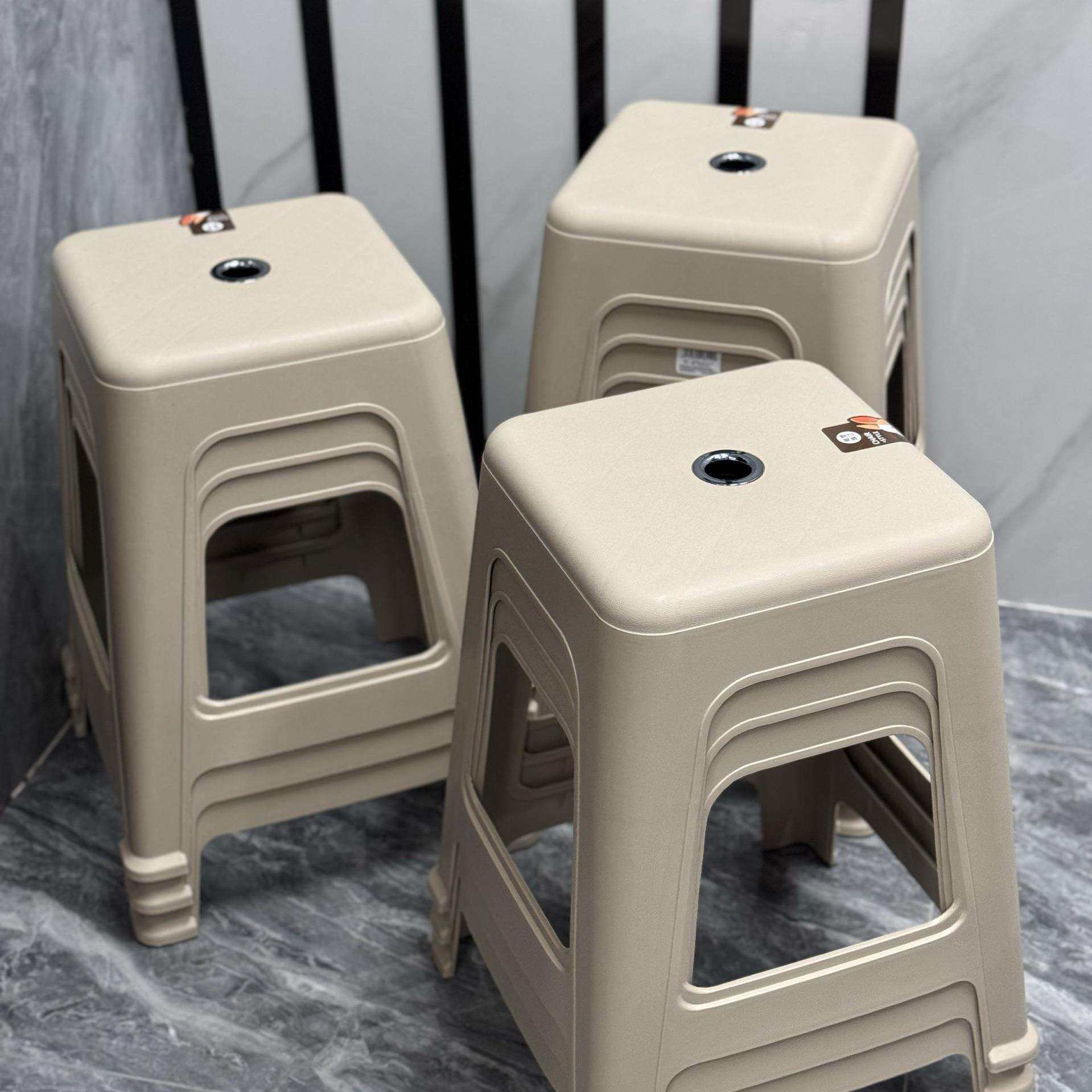 塑料凳子家用加厚防滑成人高款板凳简约客厅餐桌椅子厚实熟胶方凳