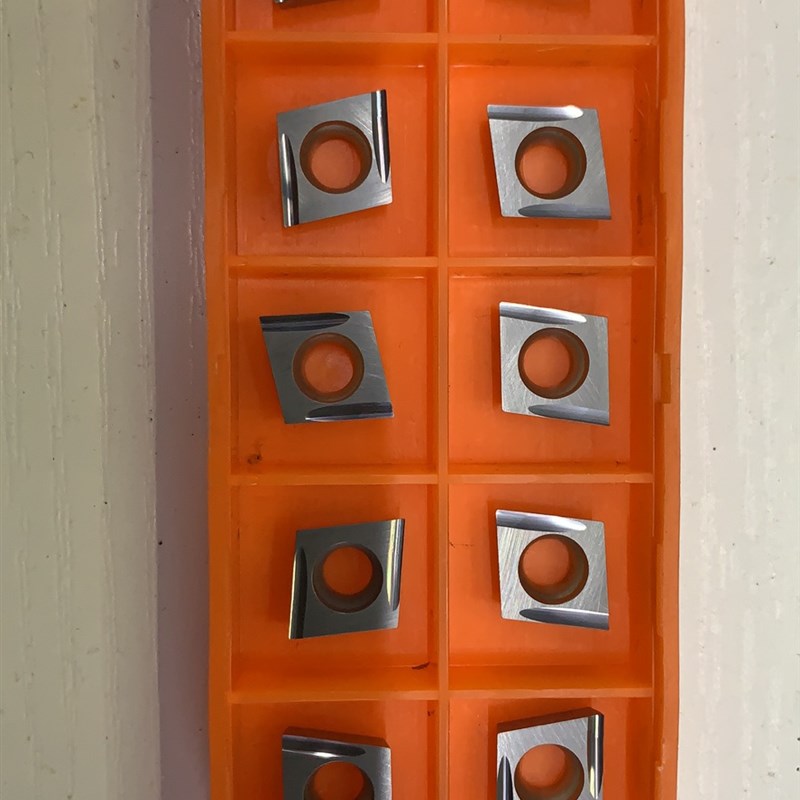 金属陶瓷刀片CCGT09T304/CCGT09T302 EL-U/ER-U光洁度好 耐磨