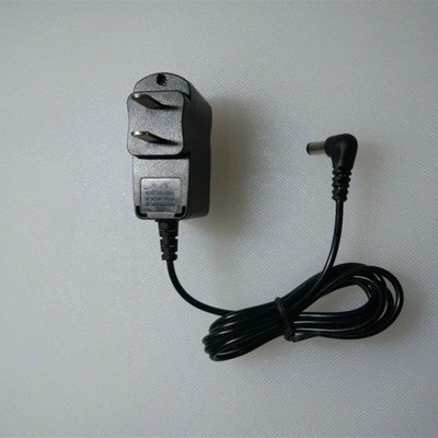 电子秤电池包邮专用电子称电池通用4V蓄电池4v4ah20HR电瓶充电器