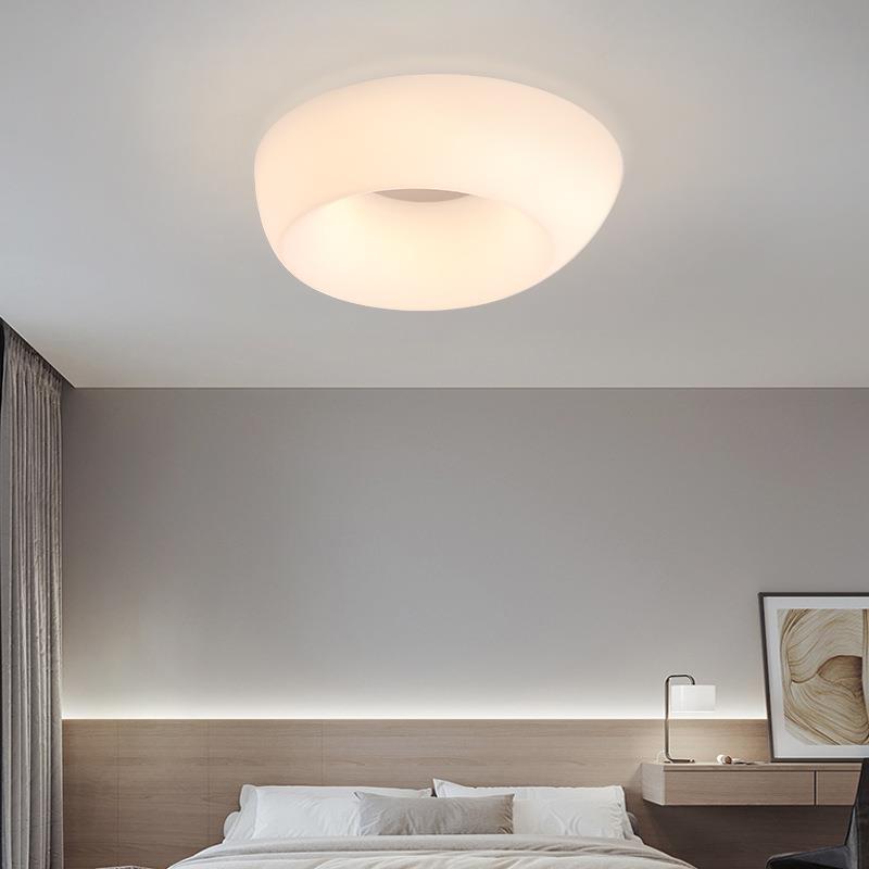 家用极简奶油风甜甜圈三色光遥控现代简约吸顶灯卧室走廊ceiling