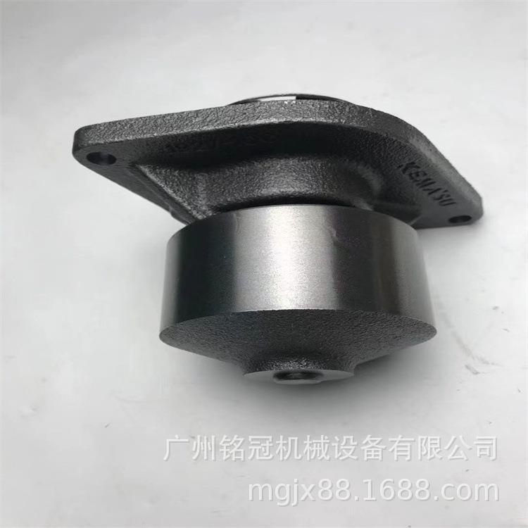 PC200-7 PC210-7 PC220-7 PC240-7 6D102 6BT5.9发动机水泵