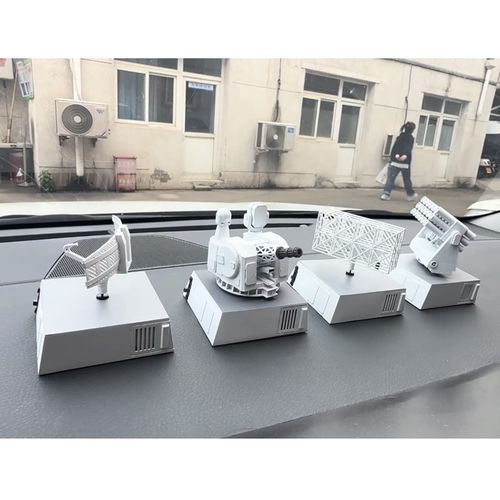 太阳能版模型创意k旋转车载摆件桌面节日生日礼物男士1130近防炮