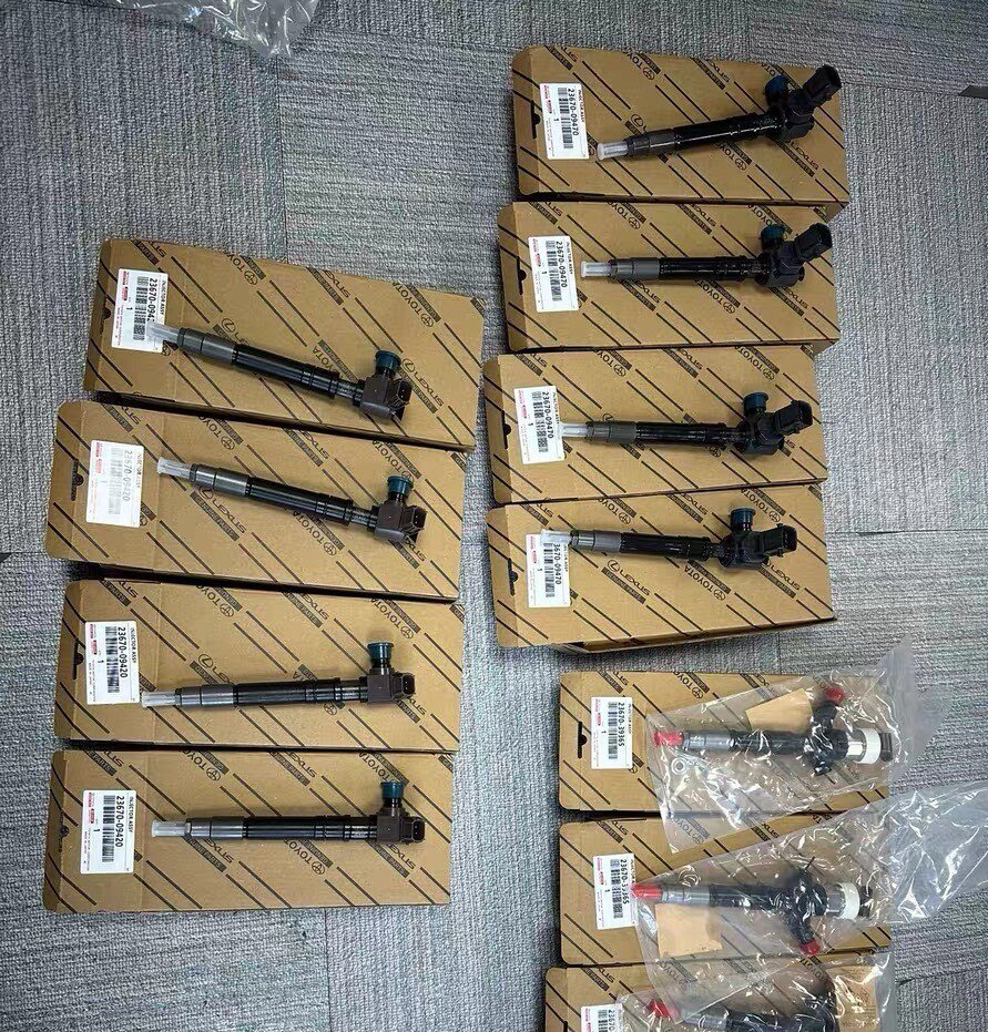 丰田原装喷油嘴适用于海拉克斯皮卡、普拉多、霸道、陆巡等车型