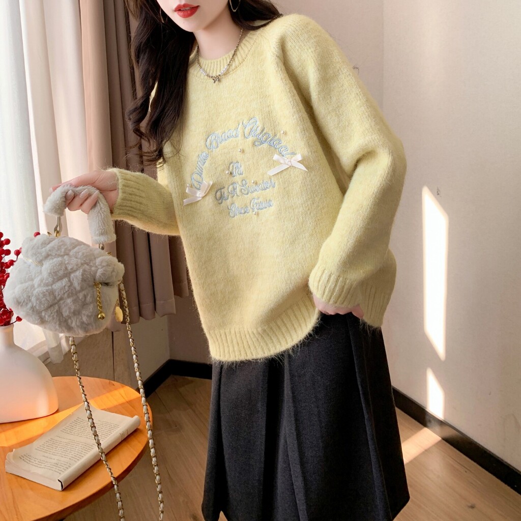 【小田tia专享】韩系刺绣蝴蝶结 慵懒风套头毛衣女