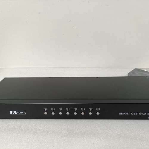 议价迈拓维矩 MT-801UK-C 8口KVM切换器,99新实图