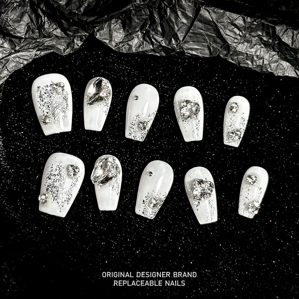 【U先试用】再变 千山雪美甲纯手工穿戴甲高级显白百搭款美甲ZB13