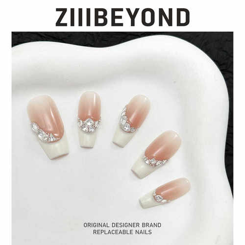 再变 桃香醉人美甲纯手工穿戴甲法式甜美闪钻显气质手白中梯ZB151