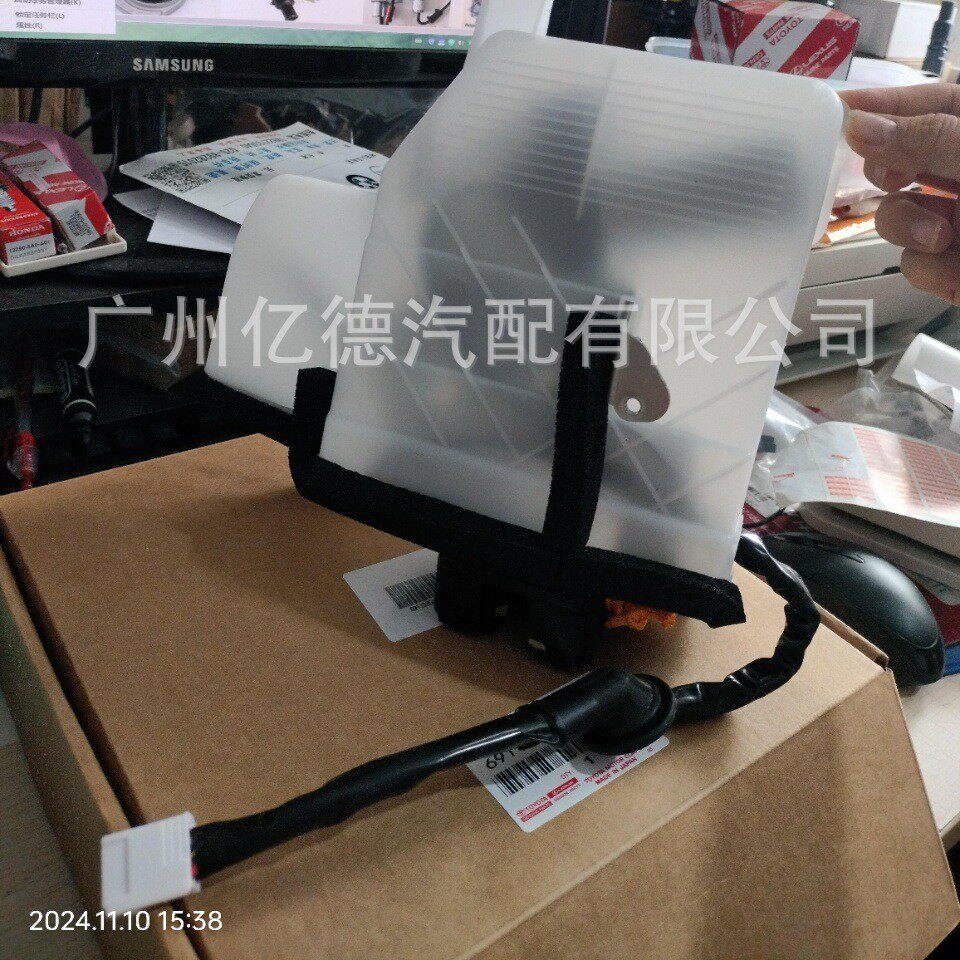 69110-35090适用于2003-2009丰田4Runner后备箱闩锁尾门锁执行器
