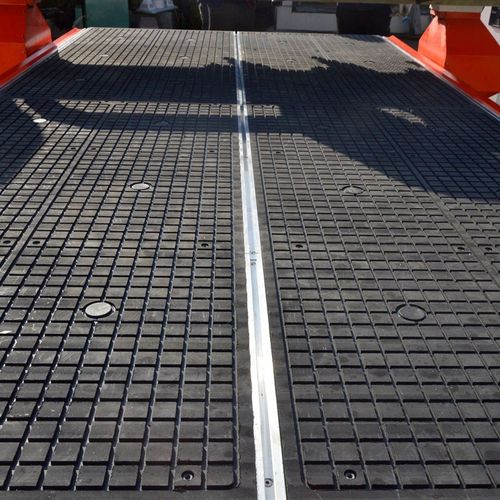 鸿济供应木工板材自动裁板锯 简易精密I推台锯 家具橱柜下料裁板