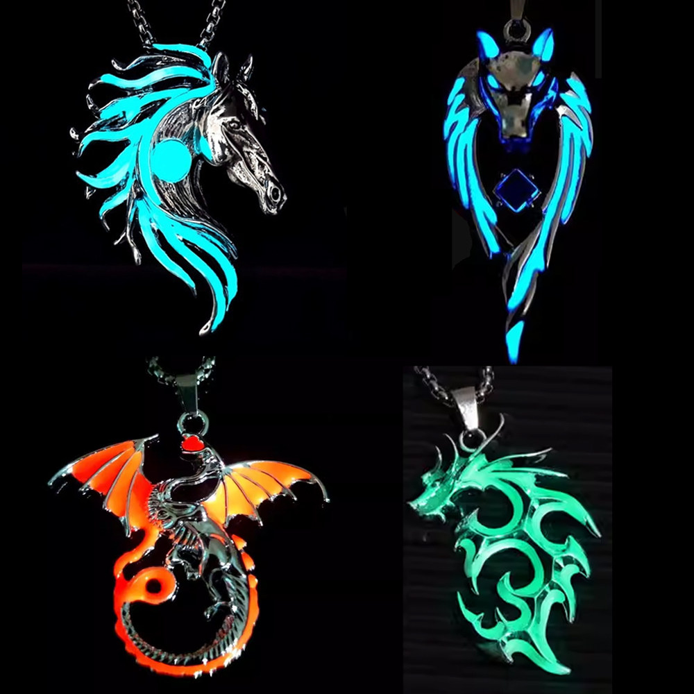 夜光火焰龙狼马四件套项链男女嘻哈个性街头发光吊坠儿童饰品男孩