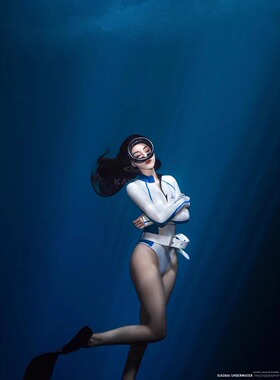 KAYASUBA冲浪潜水湿衣泳衣潜水服修身显瘦连体湿衣白蓝无暇系列