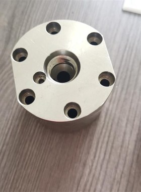 专业不锈钢加工阀j体加工小孔深孔机加工CNCN加工数控车床加工