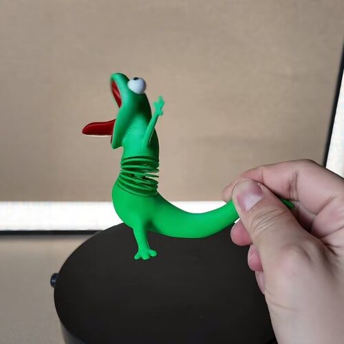 绿蜥蜴汤姆3d打印弹簧解压玩具桌面搞笑可晃动解压摆件弹簧摇摇乐