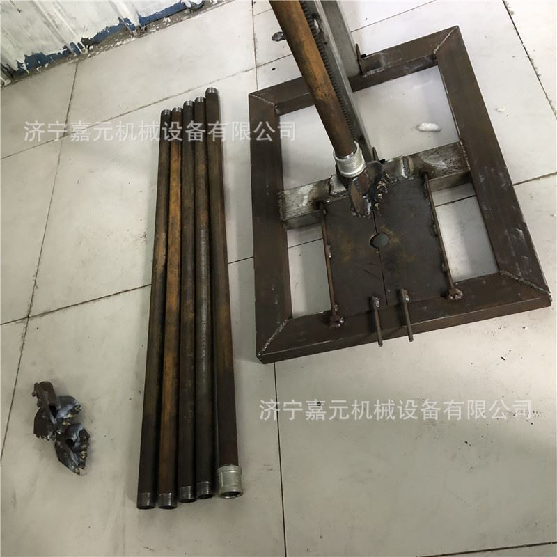 速发厂家主推小型手摇式打井机 农田灌溉取水钻井机 电动立架式钻