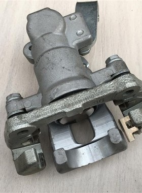 适用春风600ATVCF600AU-3FL 625/850/10P00沙滩车刹车泵卡钳制动