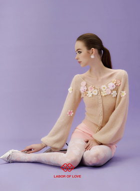 【原创正版】Labor of Love 繁花 杏色马海毛手工花朵灯笼袖开衫