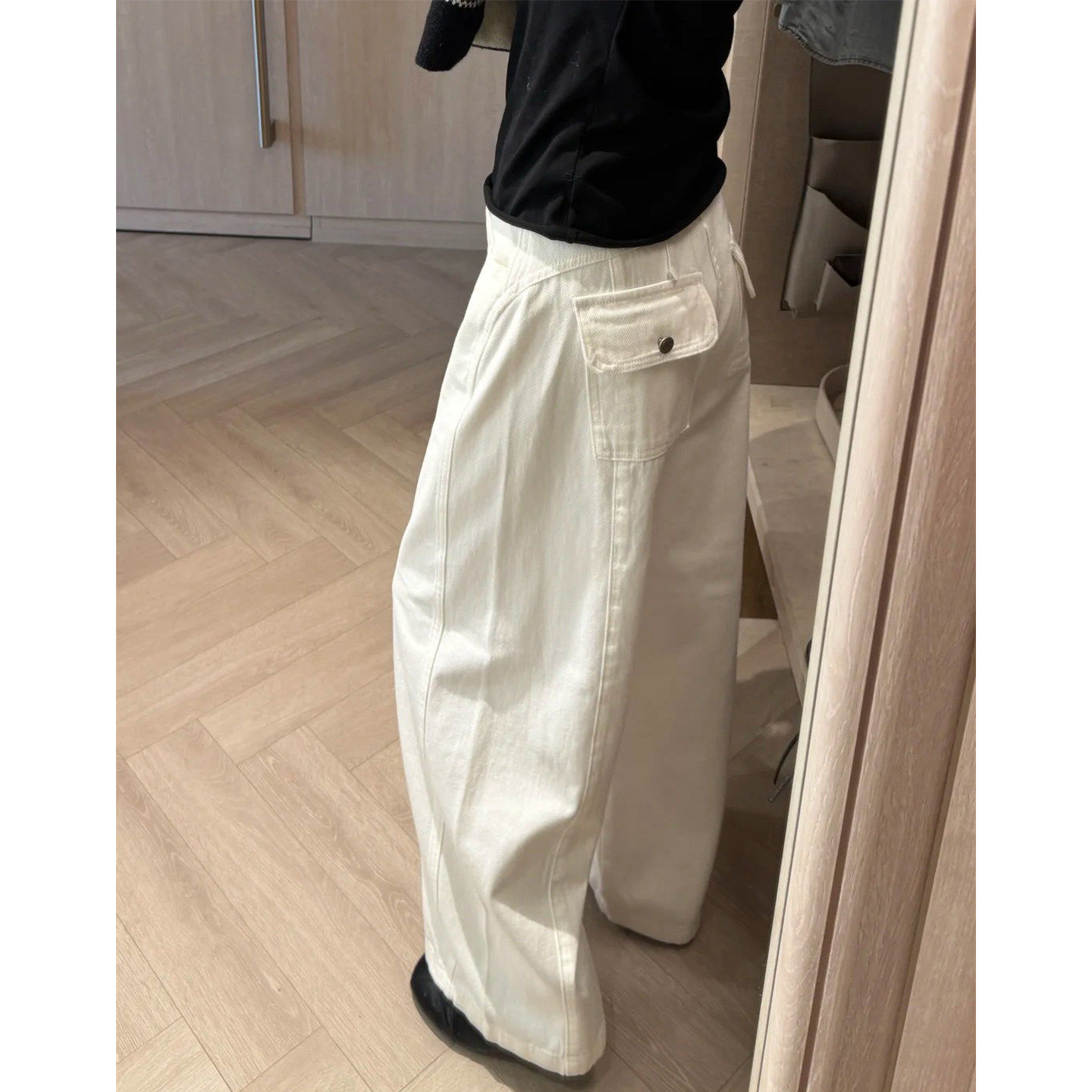 白色裤子女春2026新款胖妹妹设计感工装牛仔裤梨型身材弯刀阔腿裤