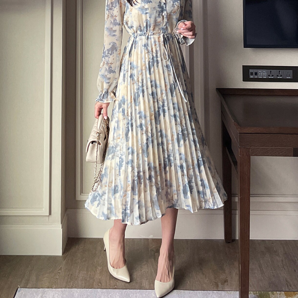 淑女气质 韩国Chic碎花连衣裙 百褶雪纺长袖连衣裙 韩版长裙