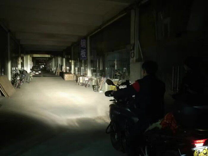 春风狒狒ST150/400NK 猛鸷CB190x摩托车前大灯改装远W近光LED灯泡