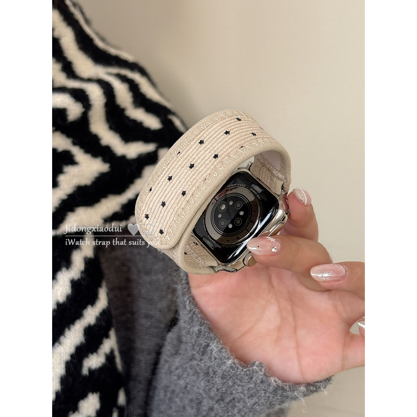 适用applewatchS11/10韩系星星灯芯绒魔术贴表带苹果手表ultra3/2女款闺蜜iwatch9/8/7/6新款休闲百搭SE腕带