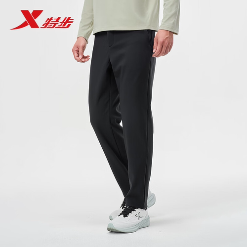 特步CHINA男2025冬季新款舒适保暖运动休闲梭织长裤975429980367