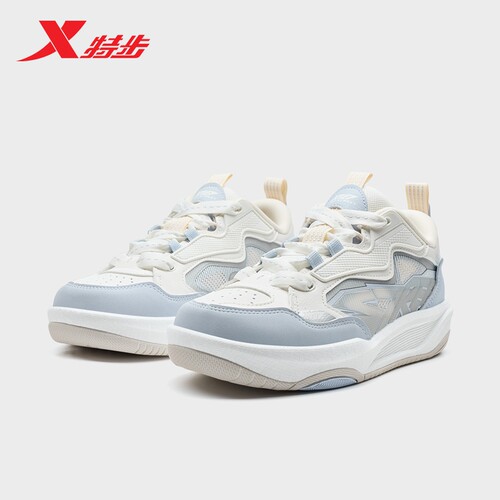 特步启浪CTR板鞋女2025夏季新款舒适轻便百搭休闲鞋975218310006