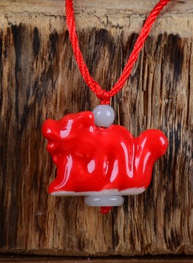 陶瓷小饰品卡通小红色p羊项炼儿童玩具生肖纪念品吊坠学生闺蜜礼