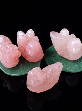 天然粉晶鸳d鸯雕刻一对比翼鸟卧室芙蓉石原石客厅饰品粉色水晶摆