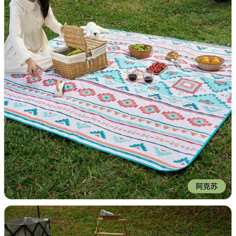 户外露营加厚野餐垫防潮垫子便携式野外可折叠耐磨