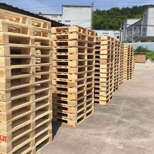 宁波北仑舟山奉化镇海出口熏蒸实木托盘物流叉车仓储木托盘