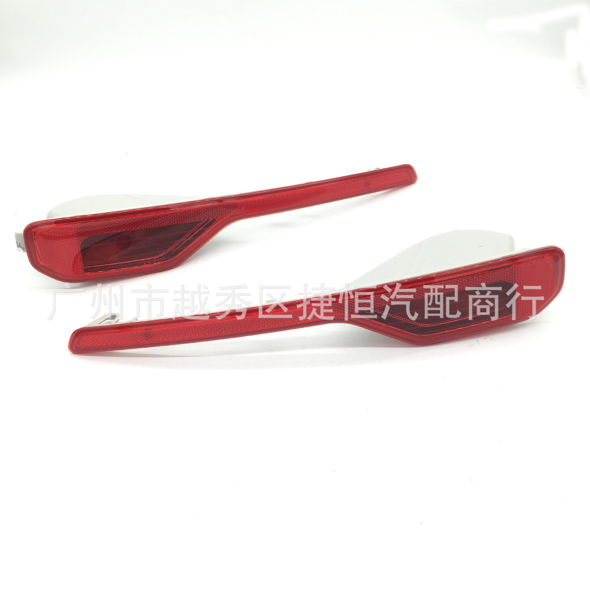 31656865 31656866适用沃尔沃XC40后杠灯后保险杠灯不带灯泡