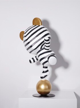 轻奢高档摆件家居饰品客厅斑马熊卡通电视M酒柜简约现代高级感摆